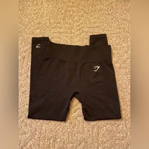 🦈Dark Grey GymShark Leggings🦈